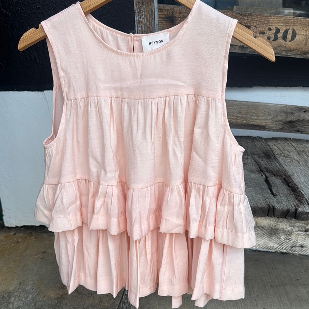 Pink Sleeveless Ruffle Top new with boutique tag